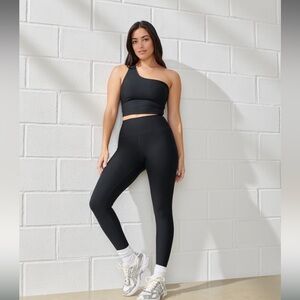 NWT YPB sculptLUX Curve Love 7/8-Length Pocket Legging Onyx M